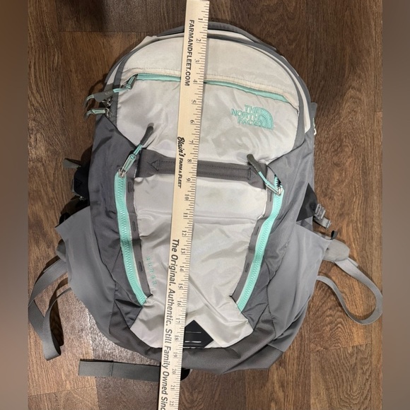 The North Face Women's Surge Laptop Backpack Light Gray Teal - Picture 6 of 10